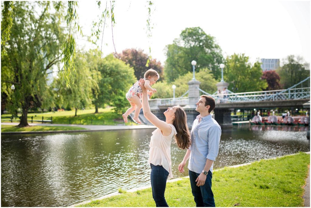 Bridge in the Boston Public Gardens Family photographer