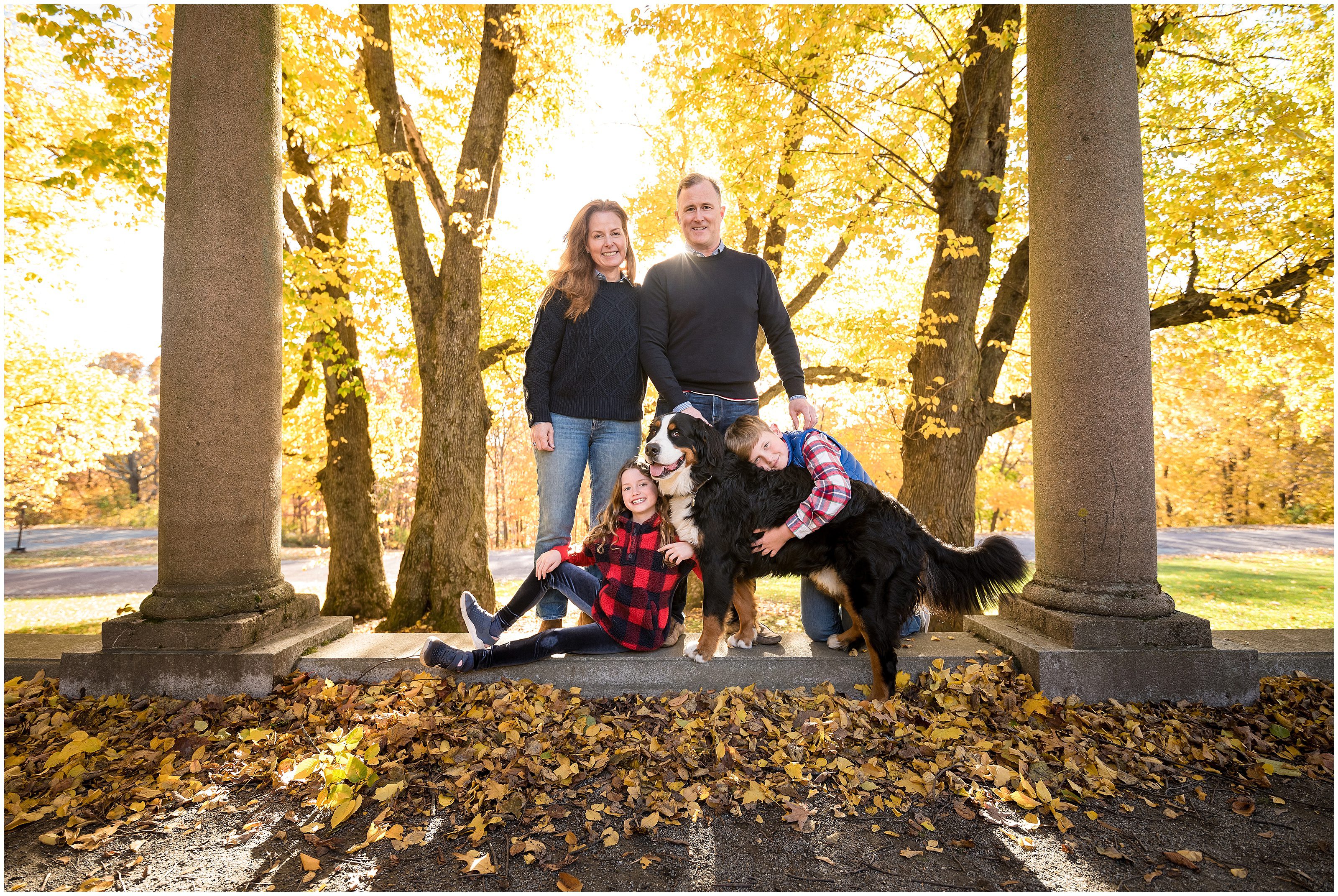 Fall Family Photos in Larz Anderson Park
