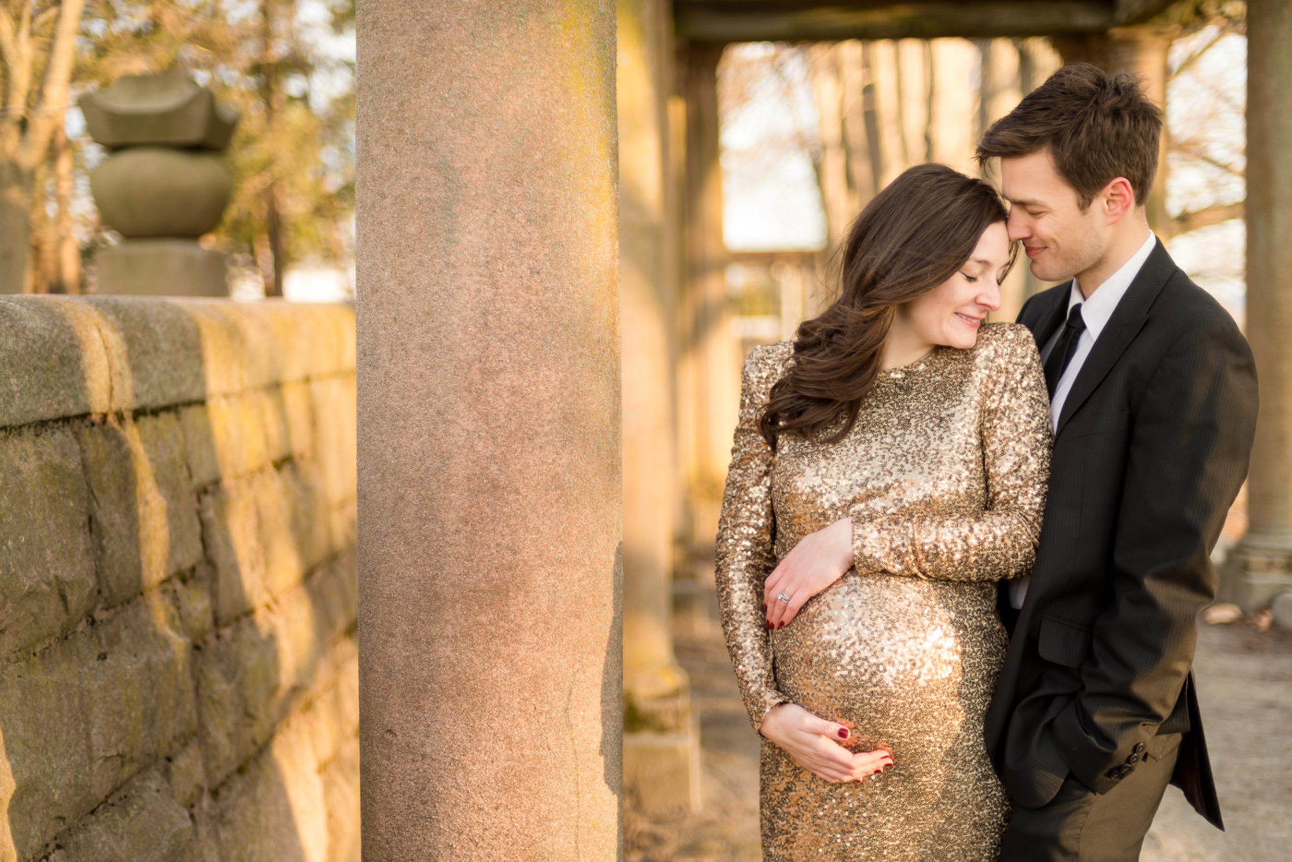 Boston Winter Maternity photography session in Larz Anderson Park