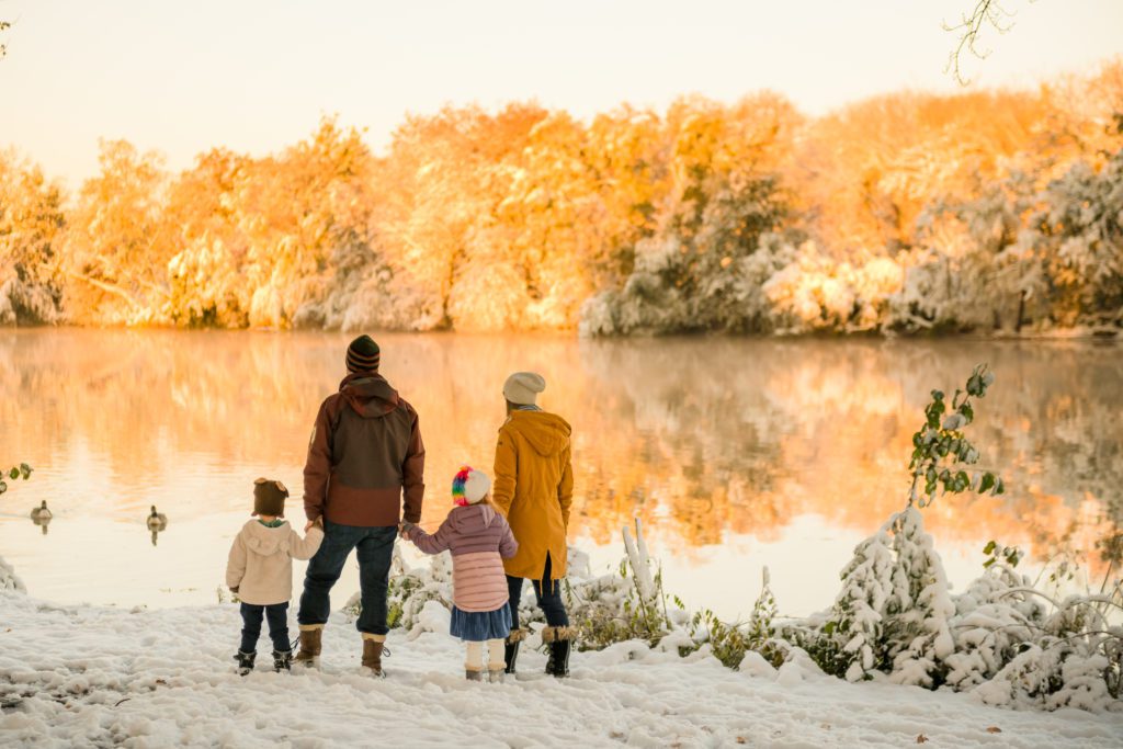 warm coats to tell your personality to prepare for a winter photo session